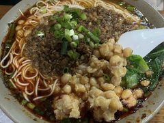 -丁丁猫重庆小面(徐州路店)