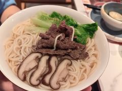 -左庭右院鲜牛肉火锅(环球港店)