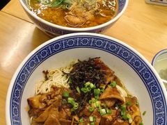 -沪西老弄堂面馆(定西路店)