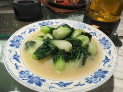 上汤浸时蔬-广州花园酒店荔湾亭·地道点心·粤式饮茶
