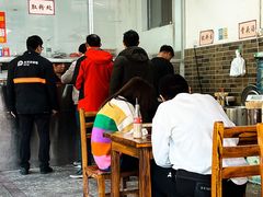 大堂-路口村义和米粉店