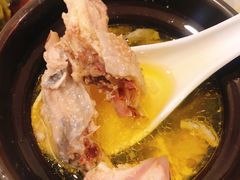 -老乡鸡(亳州路天庆大厦店)