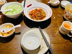 -味上湘菜馆(岳麓山店)