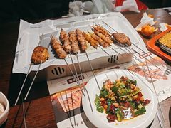 -三个大叔烤羊肉串·歌手驻唱·碳烤鲜肉(西三旗店)
