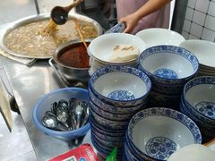 -刘老虎肉丸糊辣汤(总店)