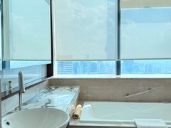 -上海龙之梦万丽酒店