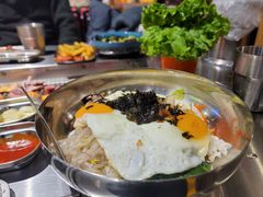 -马路牙子烧烤音乐酒馆(望京店)