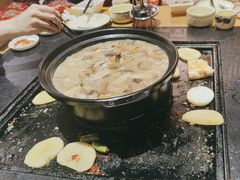 -有一锅·野生菌黑山羊腊排骨火锅(古城北门店)