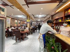 大堂-菌之家·专业纯野生菌火锅·特色炒菌