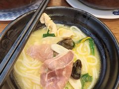 -桥香园云南过桥米线(红龙井店)