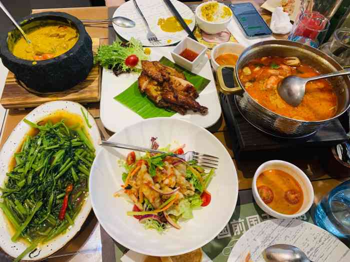 泰香米泰国餐厅(合生汇店)-"合生汇又多了好多餐厅,这个在5层,好多人.