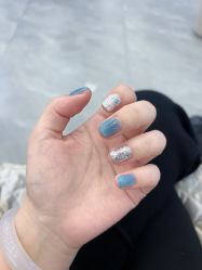 -七彩虹美甲美睫 半永久