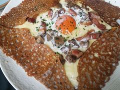 鸡蛋蘑菇熏肉荞麦可丽饼-RAC BAR(安福路店)