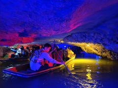 -星湖旅游景区七星岩