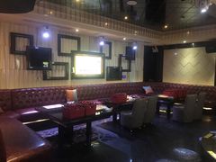 -音乐在线主题氧吧KTV(佳宁娜广场店)