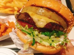 -The Habit Burger Grill 哈比特汉堡(复兴soho店)
