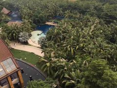 -三亚湾海居铂尔曼度假酒店