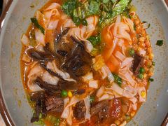 -百春原湖南牛肉粉(百联世纪店)