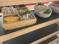 -廖掌柜·重庆鲜货火锅(上海首店)