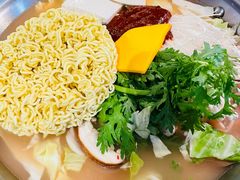 部队火锅-富乐满韩国正宗炸鸡韩国料理(虹泉路店)