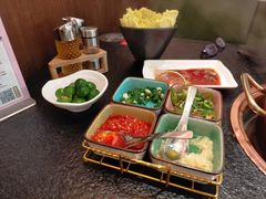 -得意咚瓜·顺德鱼生·冬瓜火锅(深圳首店)