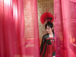 -汉仪华裳汉服馆(打浦桥店)