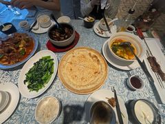-巴扎美食·新疆菜·西域歌舞表演餐厅(新疆大厦店)