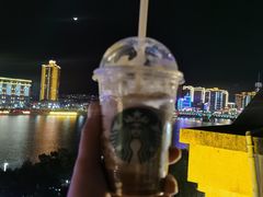 -星巴克(丽水青田临江东路店)