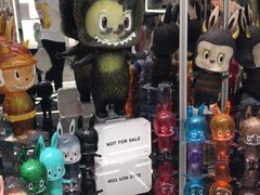 -泡泡玛特POPMART(侨福芳草地店)