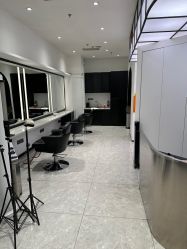 -V+SALON造型
