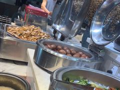 -金滏山烤肉·海鲜·火锅自助餐厅(襄阳万达店)