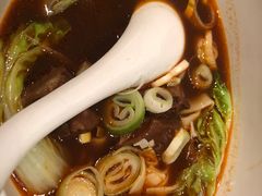 红烧牛肉面-鹿港小镇(霄云店)