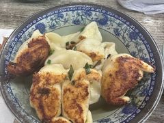 -无名氏宵夜小摊(祝家三姐妹馄饨店)