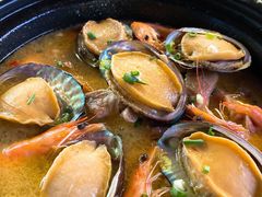 鲍鱼文昌鸡煲-琼大师东方烤乳猪(亚特兰蒂斯店)