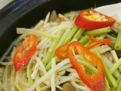 竹笋煲-陆记鹅庄·潮汕菜·狮头鹅(大仟里店)