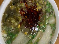 -马德元纯汤牛肉面(太奥广场店)