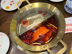 菌汤鸳鸯锅-牛签签串串香(IFS店)