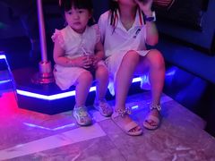 -欢乐迪KTV(南坪上海城店)