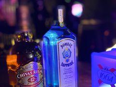 -UP嘻哈酒吧(粉巢店)