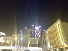 -影汇之星8字形摩天轮