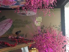 -韵秋荷(宝山龙湖天街店)