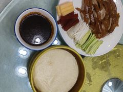 -六和聚传统烤鸭.天津菜(和平店)