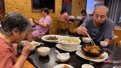 -鑫淼餐饮娱乐中心(江东街店)