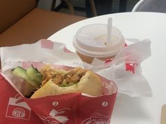 -肯德基(东安路站店)