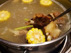 高钙牛骨锅-南城十里潮汕鲜牛火锅·鲜虾生滚粥(融汇老商埠店)