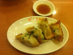 -小姜锅贴(凤凰街店)