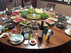 -周老三跷脚牛肉·全牛火锅(非遗传承店)