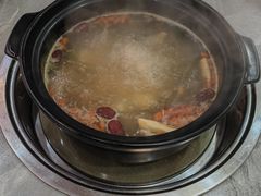 -濠轩阁特色生蚝火锅(水湾路店)