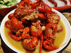 -虾弄弄海派小龙虾·牛羊蝎子火锅