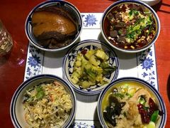 -窄巷子陕菜馆·地道陕西菜(粉巷店)